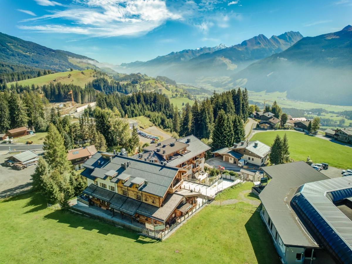 Dreany Apartment Right Next To The Cable Cars Hollersbach im Pinzgau Eksteriør billede